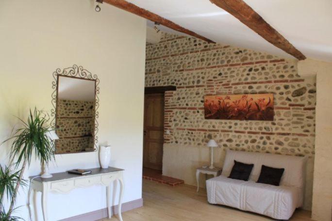 Terre De Garance Acomodação com café da manhã Lagardelle-sur-Lèze Quarto foto